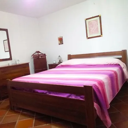 Holiday home Montefiore *